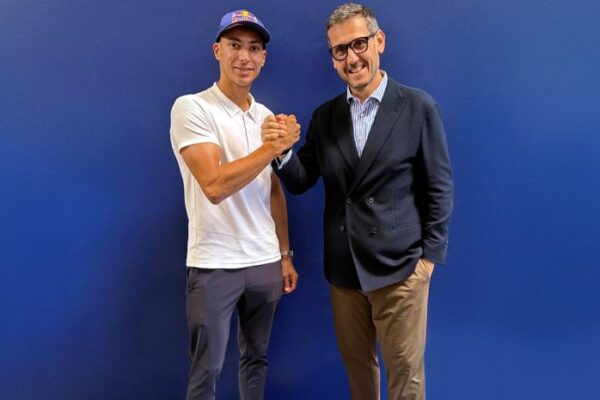 Toprak Razgatlioglu, Juara Dunia WorldSBK, Resmi Pindah ke MotoGP 2026 Bersama Tim Prima Pramac Yamaha