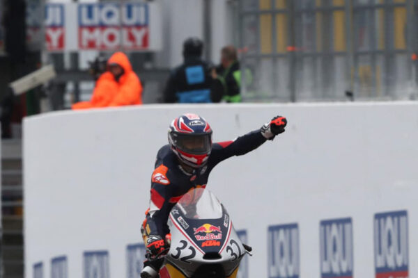 Kiandra Ramadhipa Persembahkan Podium Pertama di Red Bull Rookies Cup 2025 Seri Jerman