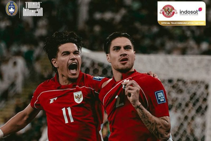 kevin diks merayakan gol